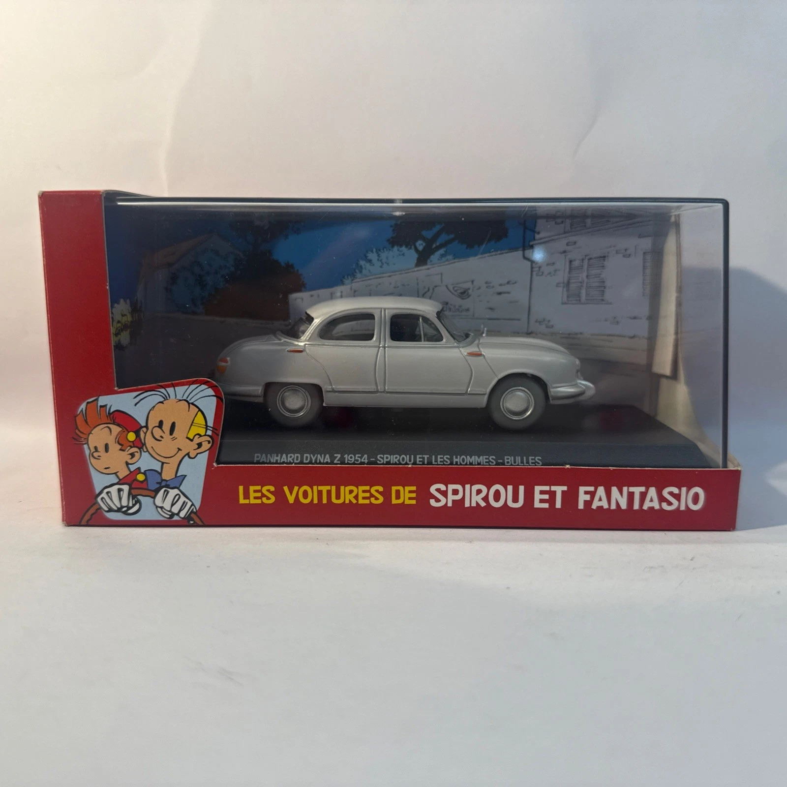 Voiture Miniature Spirou Et Fantasio Panhard Dyna Z 1954 Les Hommes Bulles