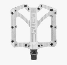 New Deity Bladerunner MTB Mountain Bike / Biking / Cycling Pedal Set, Silver