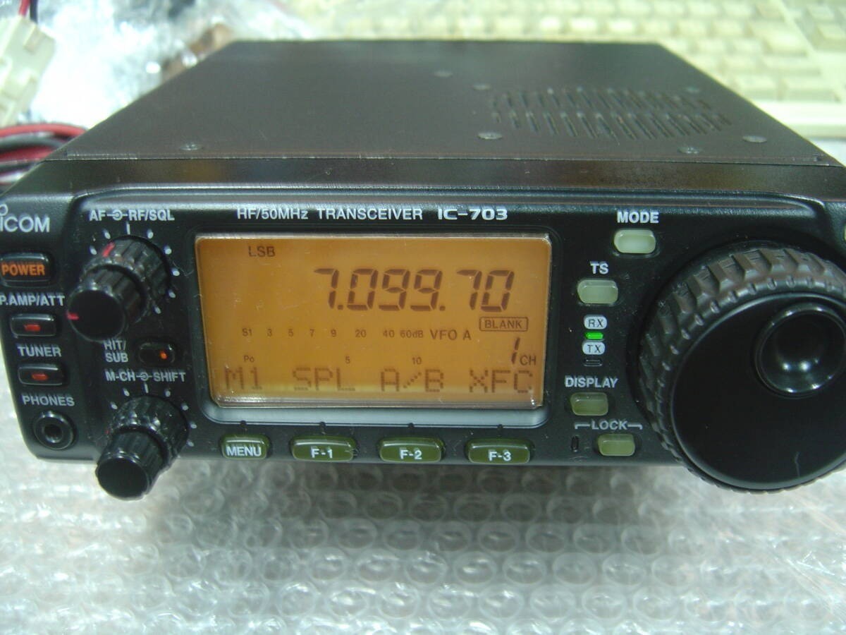 トランシーバー ICOM IC-703 HF/50MHz All mode Transceivr RigPix Database - Icom - IC-703