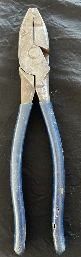 Vintage 9.5 Inch Blue Handle Insulated Lineman Pliers with Free Shipping