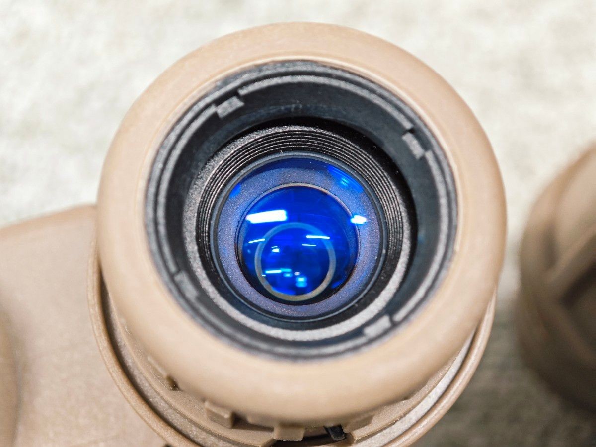 Digital night vision Equipped 4 cameras: GPNVG-18 Four-eye digital