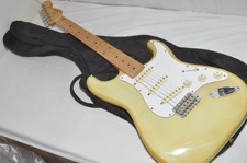 Fender Japan Stratocaster ST-33M HAT numéro de série Made in 1988/1989 Réf 7154