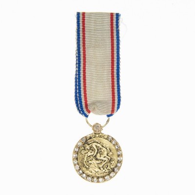 Rare 1st Class French Recognition Medal in Gold. cer medal