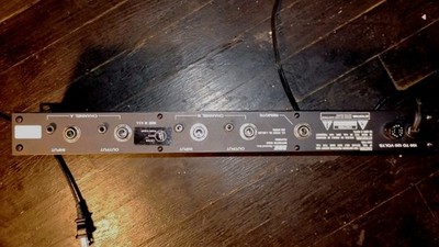 BBE Sound 422i Stereo Sonic Maximizer Mic/ Guitar Processor Rack-mount