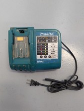 Makita DC18RA S 120V 240 Watt 7.2-18V Ni-Mh & Li-ion Battery Fast Charger USED