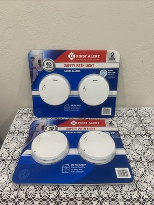 First Alert Smoke Alarm Safety Path Light Model P1210E 2 X 2 Pack = 4 New Sealed