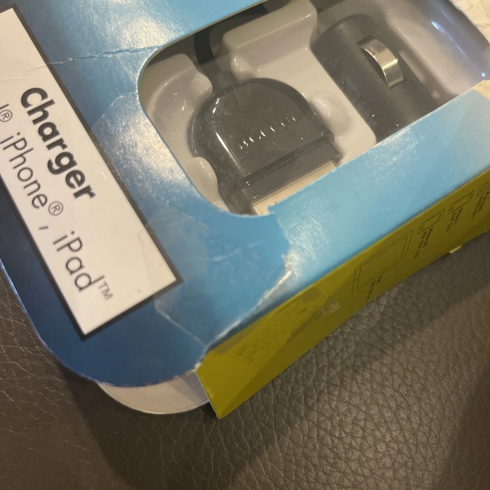 Microcargador Belkin 2,1 amperios 10 vatios 30 pines Apple iPhone iPod iPad USB coche Foto 4 de 4