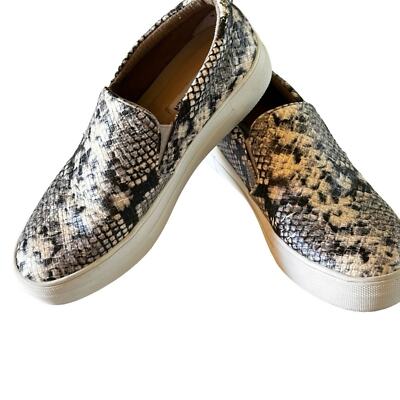 Steve Madden Gills Snake Print Slip-On Platform Sneakers sz7 - Main Image