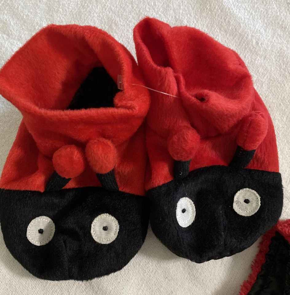Infant Ladybug Vest with Detached Hood and added slippers Costume 12-24 Months - Image 3 of 4
