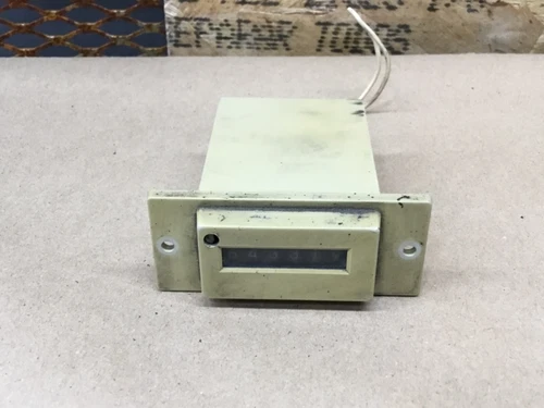 OMRON CSK-6YW-US 6 DIDIT COUNTER #75B34*AD