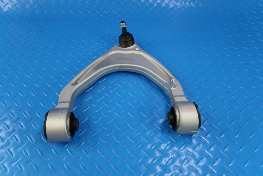 Maserati Levante right front lower & upper control arms #11246