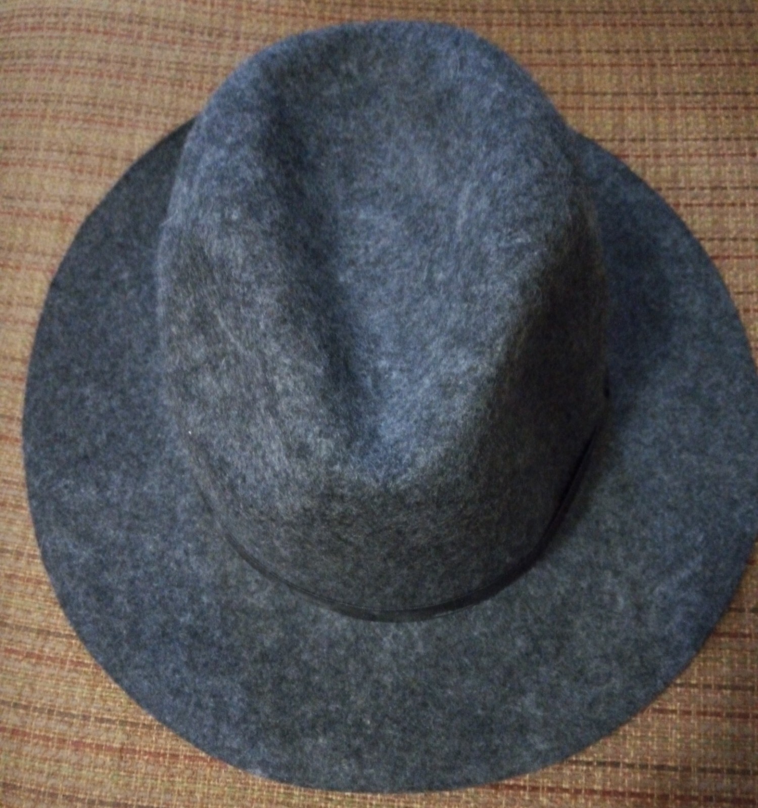 Stylish Grey Fedora Hat for Men and Women-image