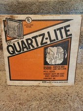 Vintage NOS Outdoor Security Light Barn Quartz-Lite R500Q USA Made