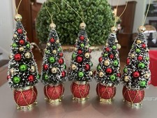 Set of 5  5" H hanging standing Decorated Christmas Tree Ornaments EUC