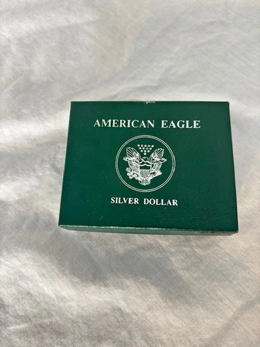 🔥1992 American Eagle Silver uncirculated Dollar in original Mint box! COA!