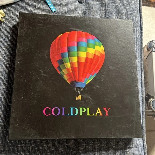 Coldplay A Head Full Of Dreams Official Colouring Book & Pencils -VIP Gift Promo