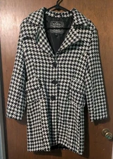 Women's Houndstooth Black And White Peacoat Size Medium Fashion Cute Winter Warm