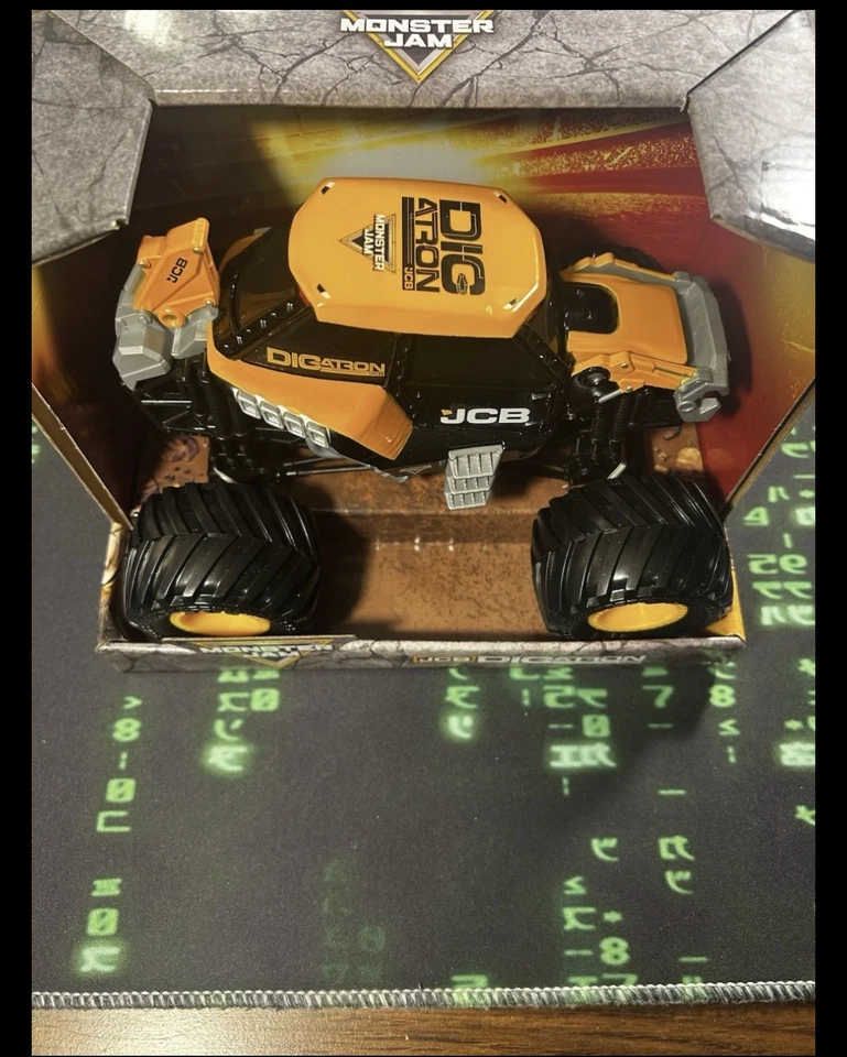 JCB Digatron Monster Jam (серия 25) 2025 - Изображение 3 из 3