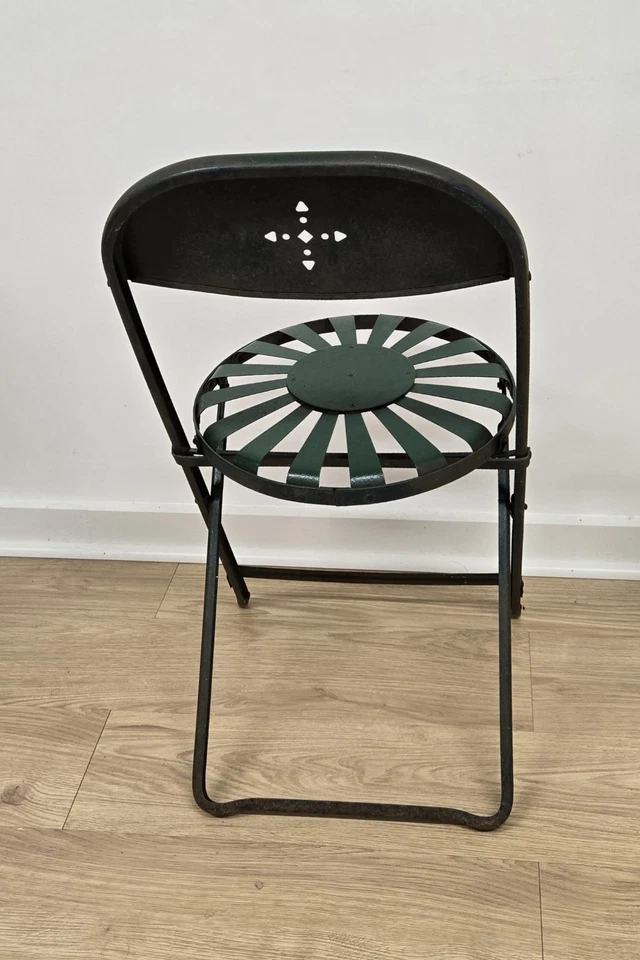 Vintage Art Deco Francois Carre Iron Sunburst Folding Metal Garden Patio Chair - Image 3 of 4