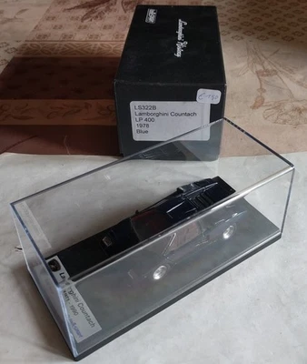 Looksmart Lamborghini Countach LP400 1978 - Photo 1/4
