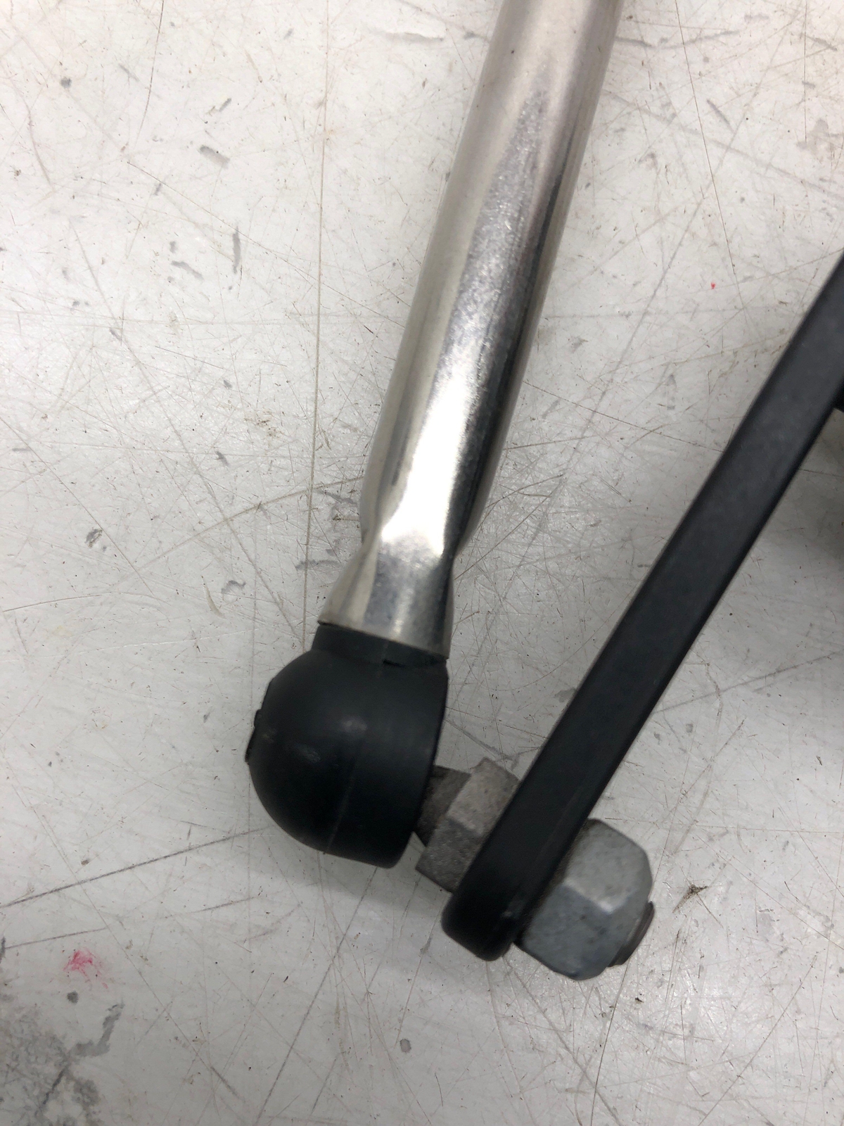2019-2023 ASTON MARTIN VANTAGE REAR RIDE HEIGHT LEVEL SENSOR SET HY53-13K070-AA