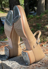 Bloch Women's Tap Dance Shoes Size 6.5 Mary Jane Style Leather Upper Heels Tan