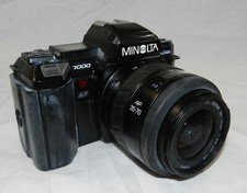 Vintage Minolta Maxxum 7000 35mm Film Camera w/ Minolta AF Zoom 35-70mm 3.5-4.5