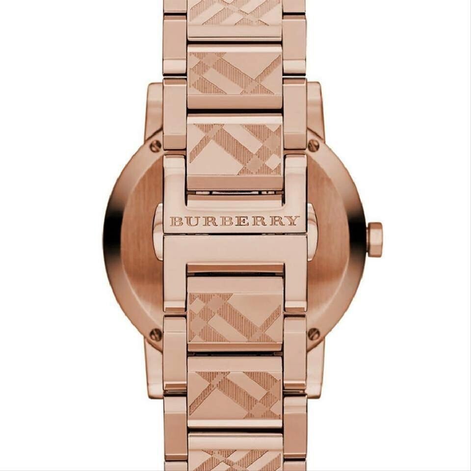 BURBERRY バーバリー CITY クオーツ BU9039 Burberry Unisex Classic Checked Analog Quartz 38mm Watch