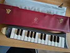 Hohner Melodica piano 26 needs mouthpiece