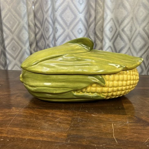 Vintage Shawnee Pottery #74 Corn King 11" Casserole Dish with Lid