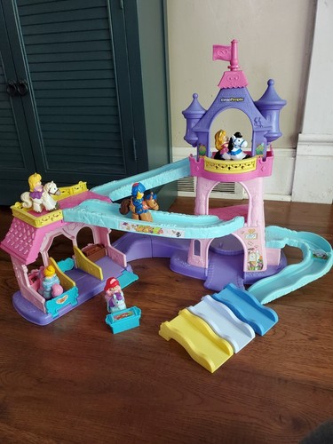 Little People Disney Princess Klip Klop Castle Stable Playset W/Horses - Picture 24 of 24
