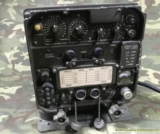 Émetteur / Récepteur Uhf RT-323A/VRC-24