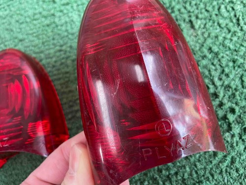 Pair 1954 Plymouth Tail Light Lamp Lenses PLYAZ Mopar Parts Cranbrook Belvedere - Foto 7 di 16