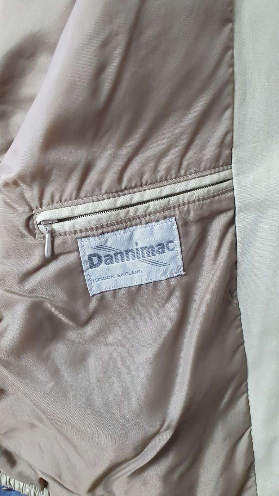 ALTRA Cappotto uomo Dannimac petto 44" lunghezza 26" colore grigio chiaro u 8332