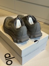 Alo Runner Women's Shoes trainers - Grey - Size UK 6