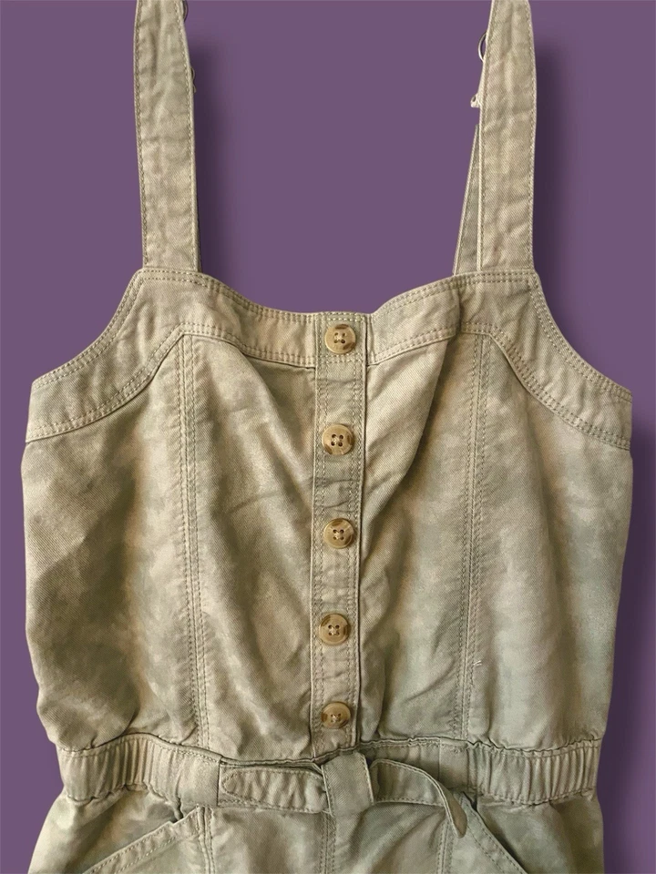 Детский комбинезон Abercrombie для девочек оливковый зеленый размер 5/6 без рукавов с карманами б/у в отличном состоянии - Изображение 3 из 4