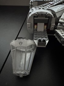 Lego Star Wars Millennium Falcon 75105  with only 4 mini figures build complete 