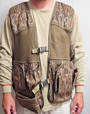 Will Primos Hunting Calls Camo Turkey Hunting Vest MossyOak Bottomland/Seat L/XL