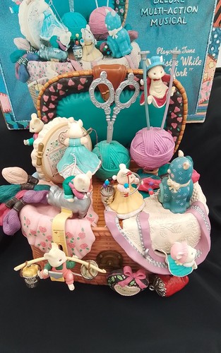 7 X ANIMATED Music Box Mice Knitting KITTEN Sewing Whistle While You Work BOX - Picture 6 of 23