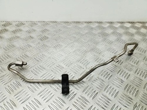 VW PASSAT Variant B7 365 Turbinenschmierrohr 03L145764A 2.00 Diesel 34718650