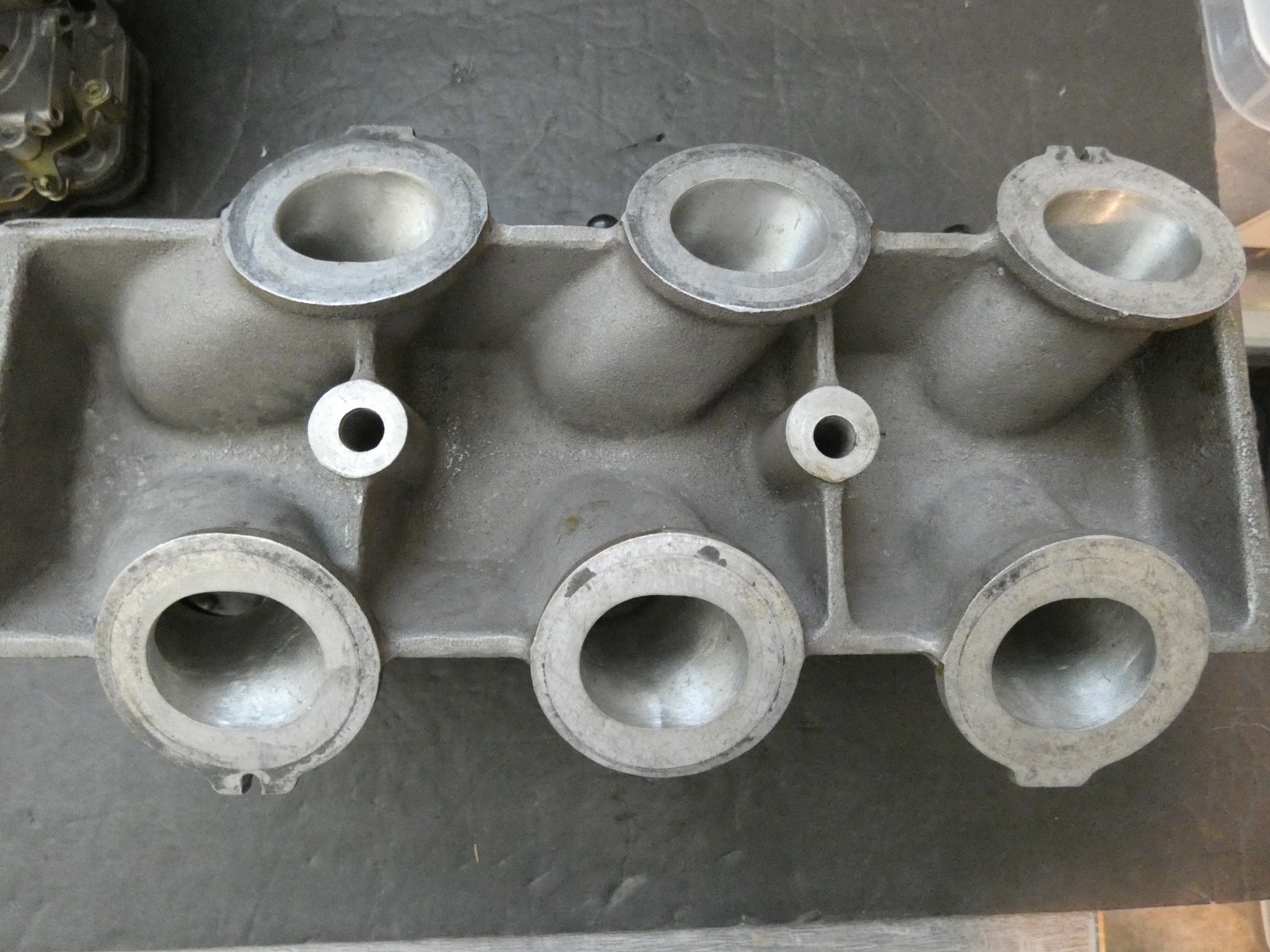 VINTAGE MASERATI WEBER  INTAKE MANIFOLD NEW CONDITION