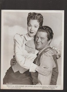 8X10 B&W PHOTO OF CLOSE UP JANE WYMAN AND DENNIS MORGAN