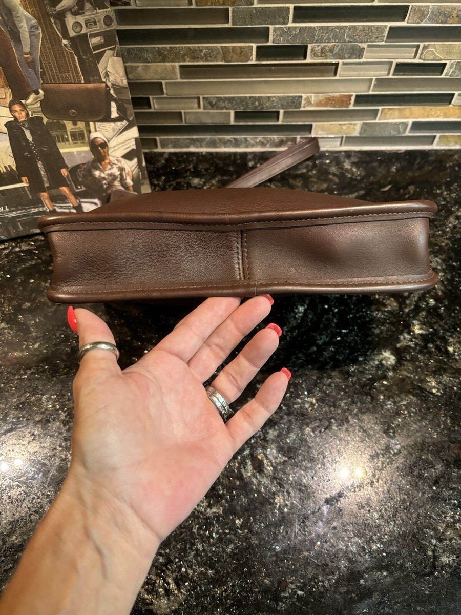 Coach Vintage Zip Top Clutch Travel Collection Leather