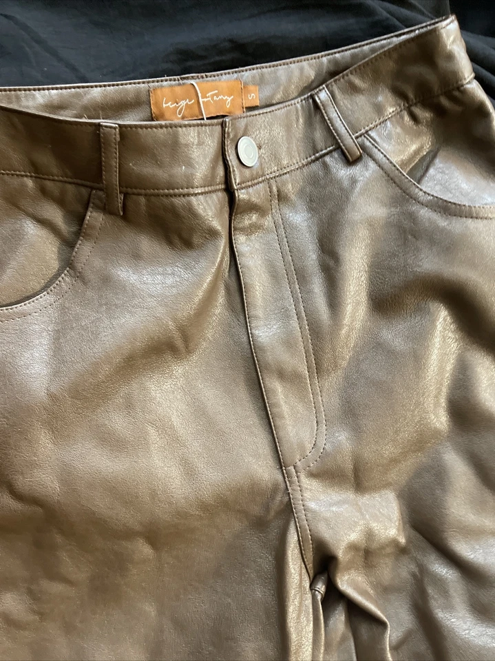 Pantalones de mujer Miss Lola de imitación de cuero talla pequeña Foto 3 de 4