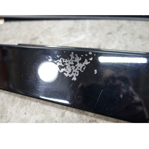 18-24 BMW G01 X3 F97 Right Front Door Exterior Trim Shadowline Gloss Black OEM - Picture 3 of 5