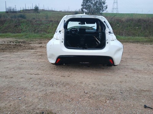 85315K0070 vaschetta acqua tergicristallo per TOYOTA YARIS 2017 1163166 - Foto 2 di 6