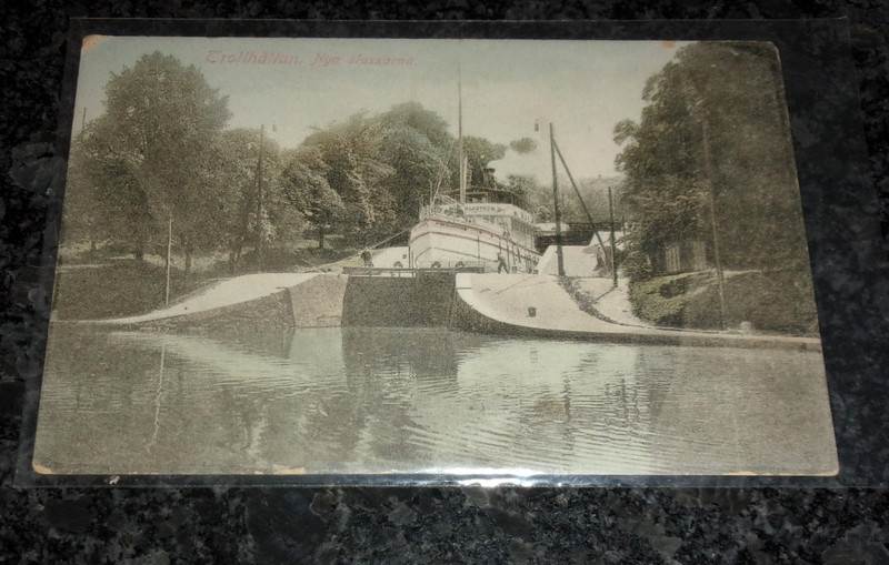 BOAT LANDING SWEDEN -Trollhattan Slussport Canal - Postcard Vintage 1900s