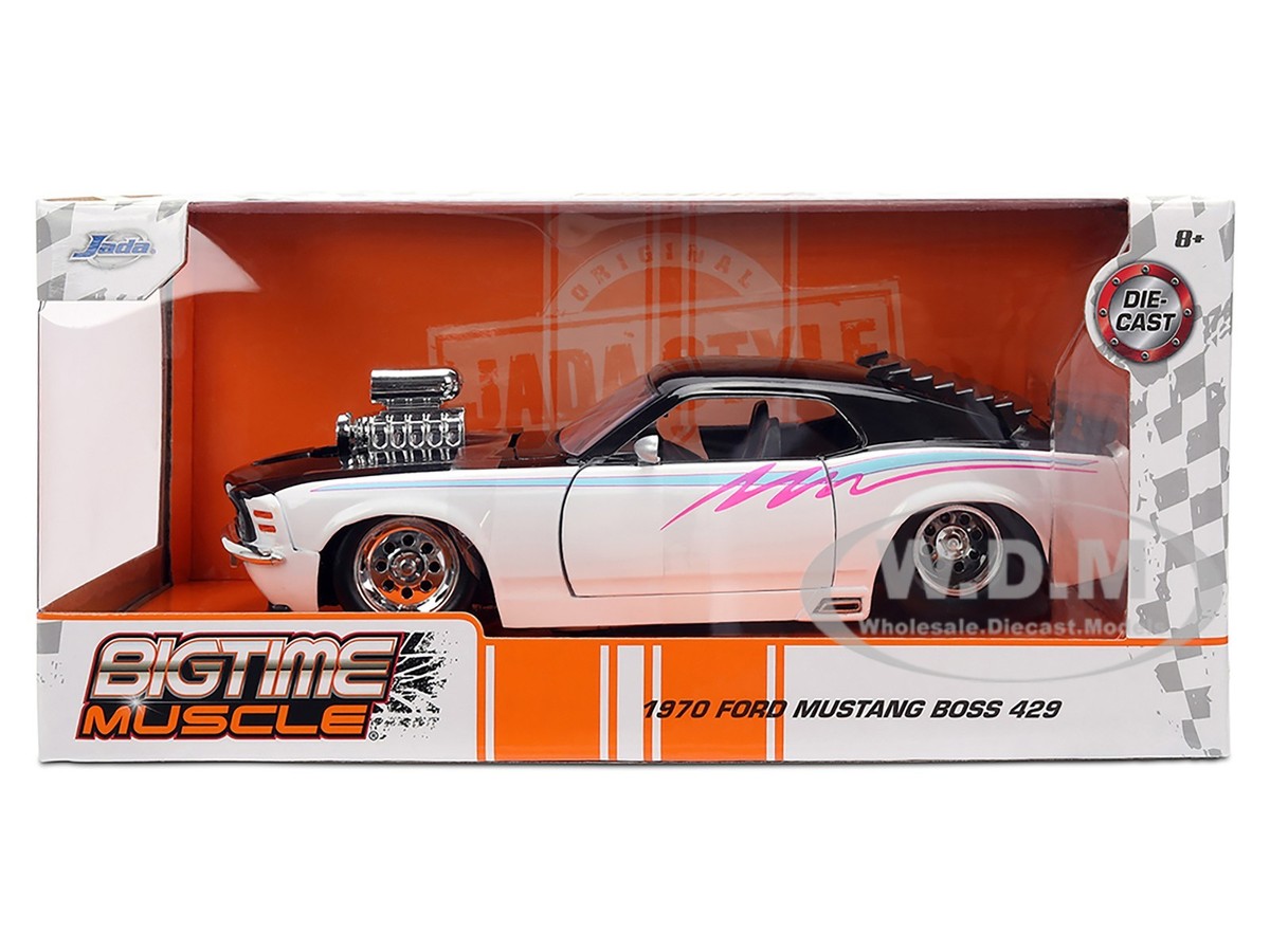 1970 FORD MUSTANG BOSS 429 BLACK & WHITE 1/24 DIECAST MODEL CAR BY