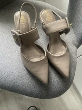 Women's Strapped Kitten Heel Shoes Size 5