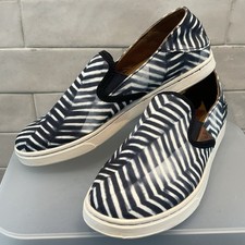 Olukai Pehuea Pa'i Women's Slip-on Canvas Shoes NWOB Black/White Size 7